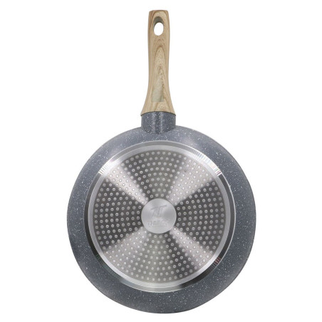 Set of 3 pans Ø20, Ø24, and Ø28 cm. Suitable for all types of kitch...
